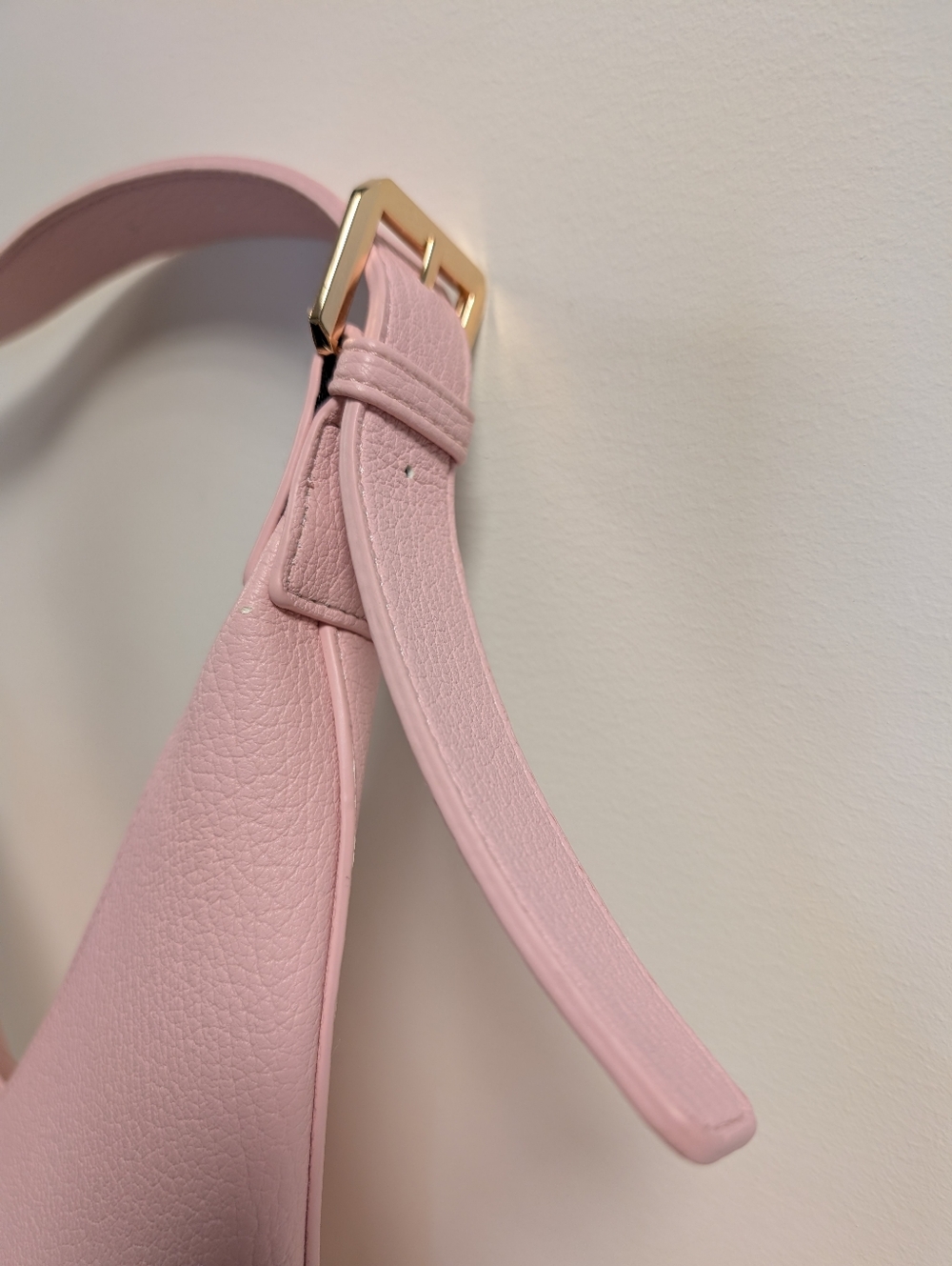 Mali + Lili Peyton Soft Hobo Shoulder Bag Vegan Leather Pastel Pink NWOT - Picture 4 of 11